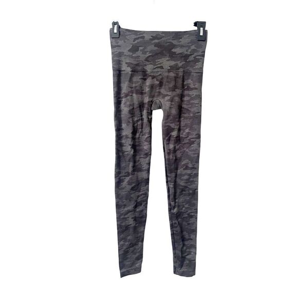 Spanx Gray Camouflage Leggings Medium‎ - Picture 2 of 3